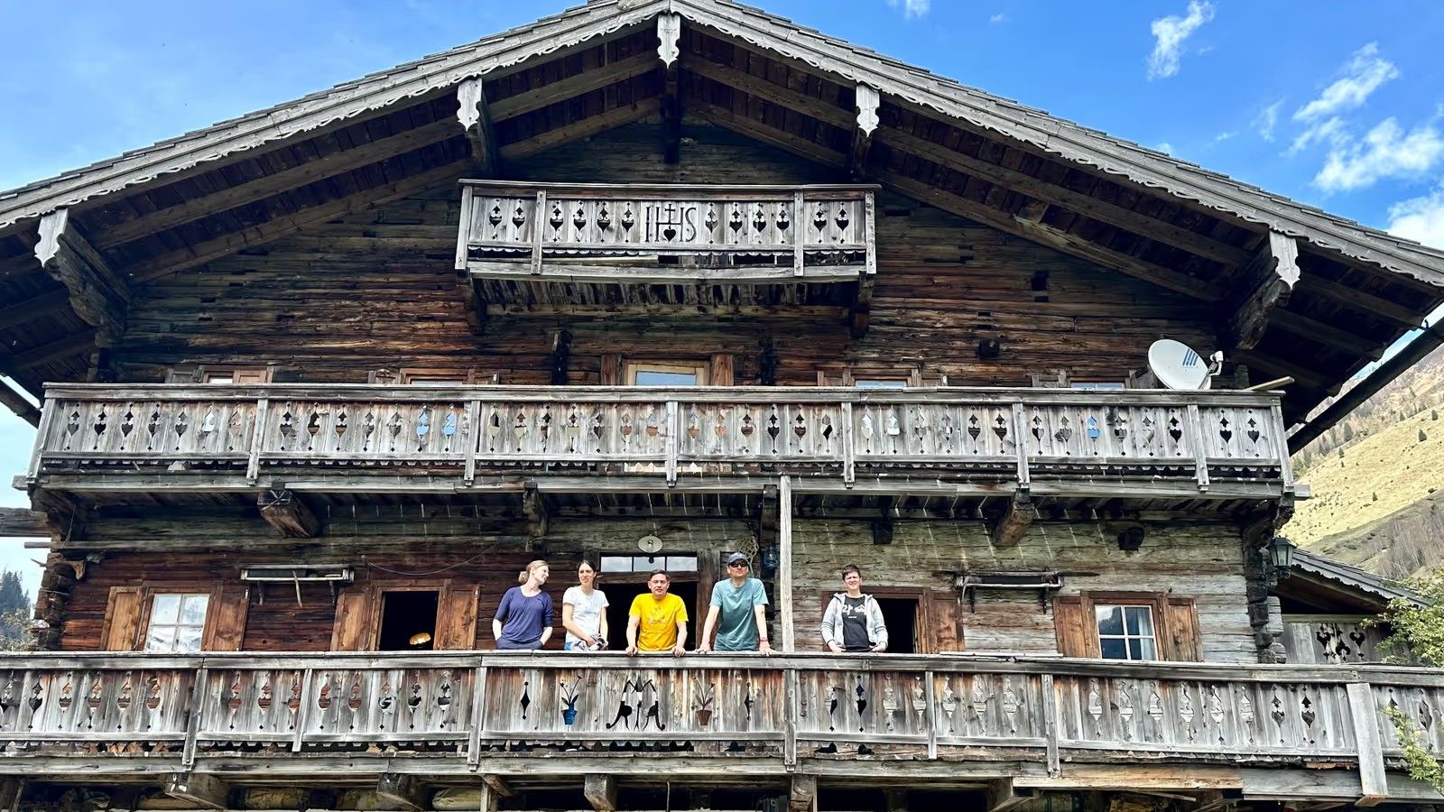 Workshop an der Almhütte – kreative Teamarbeit in der Natur