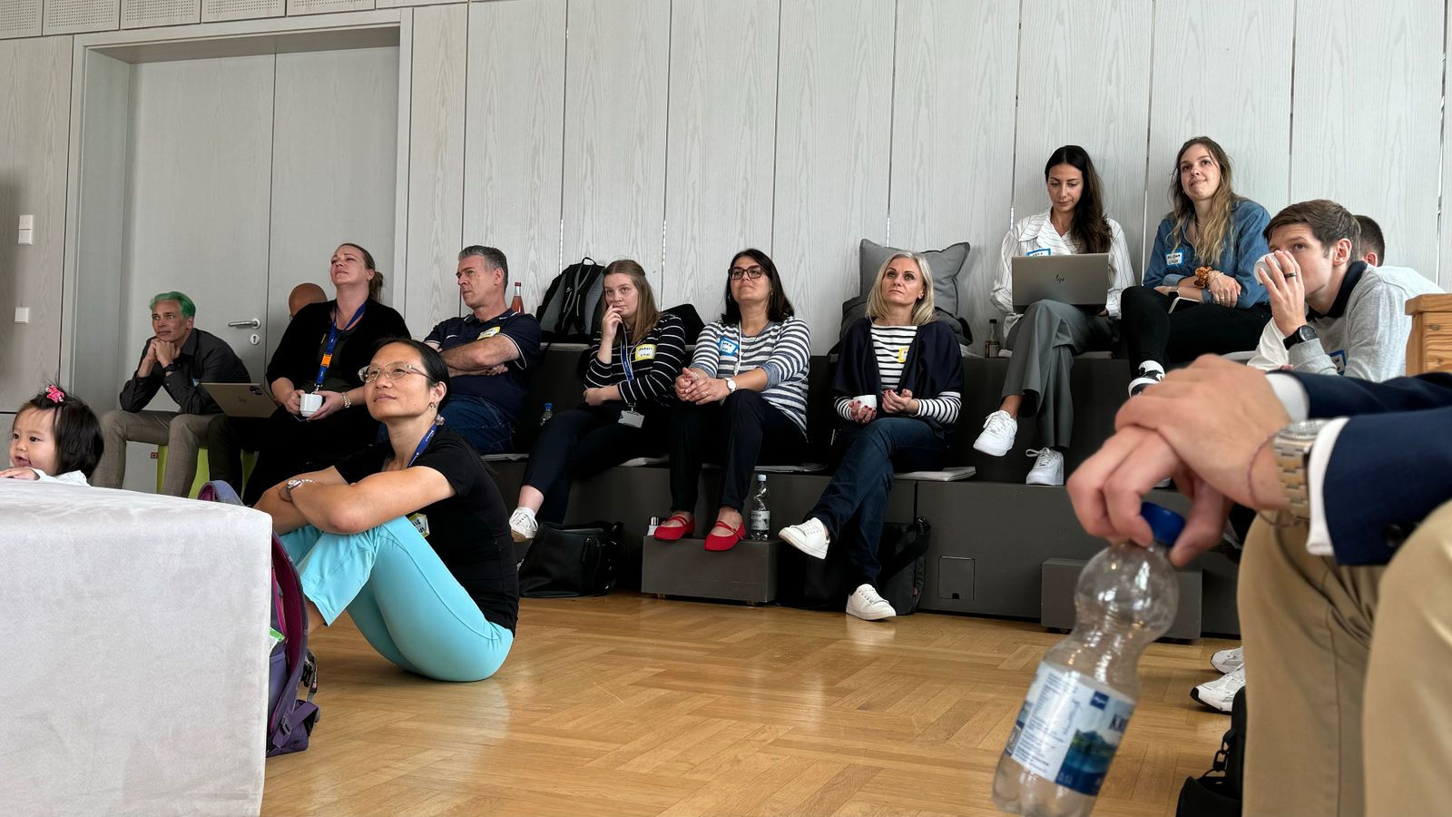 Aufmerksames Publikum bei einer Workshop-Session